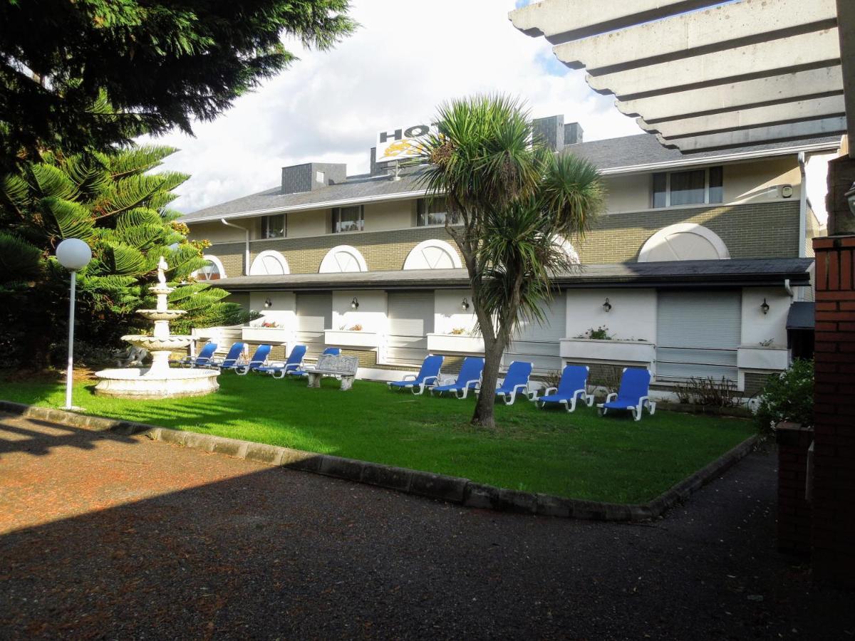 Hotel Ria De Suances Esterno foto