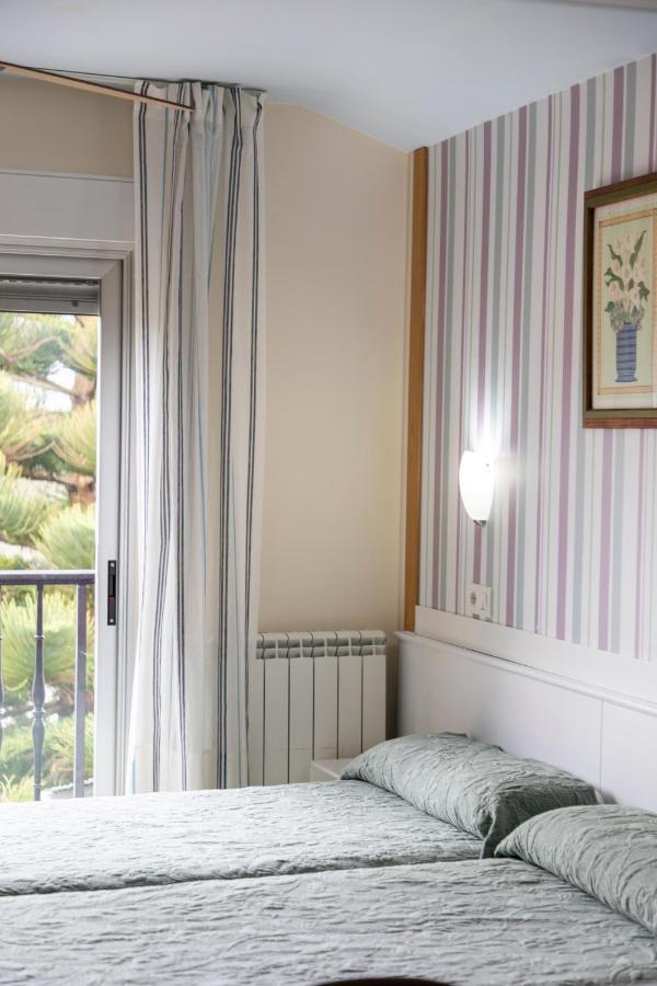 Hotel Ria De Suances Esterno foto